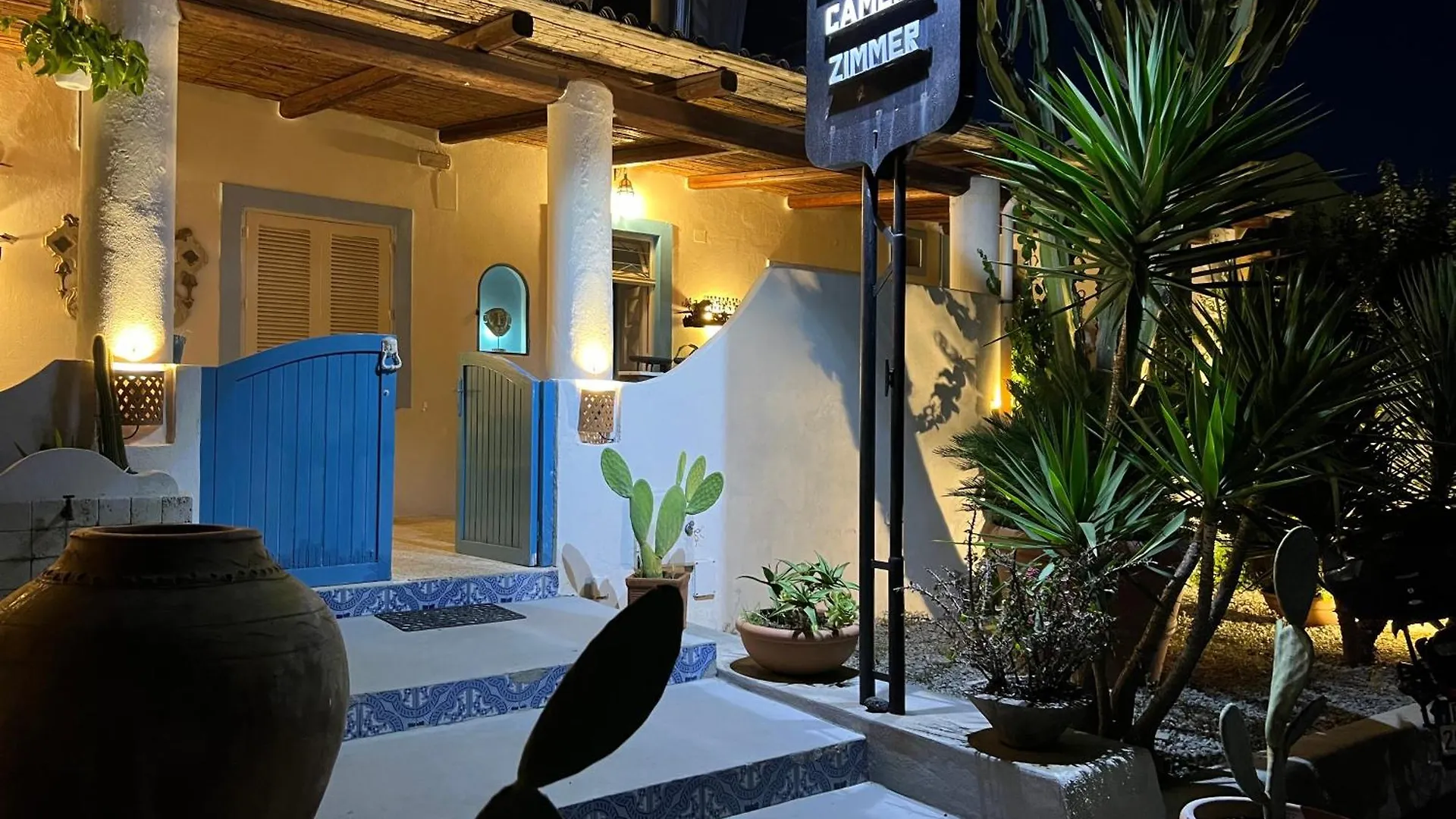 La Giara Bed & Breakfast Vulcano  Italy